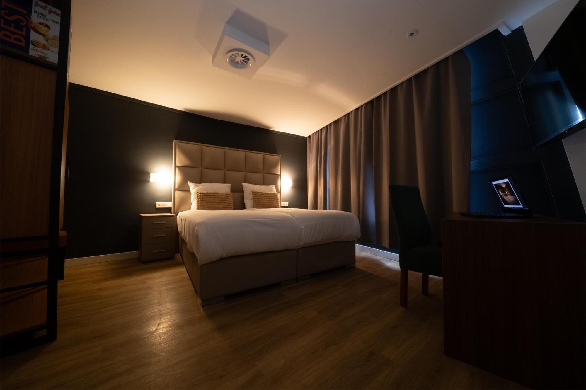 Hotel Ma Airport